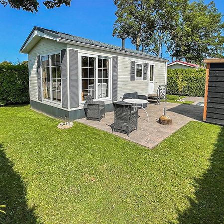 Lovely Home In Tzummarum With Wifi Exterior foto