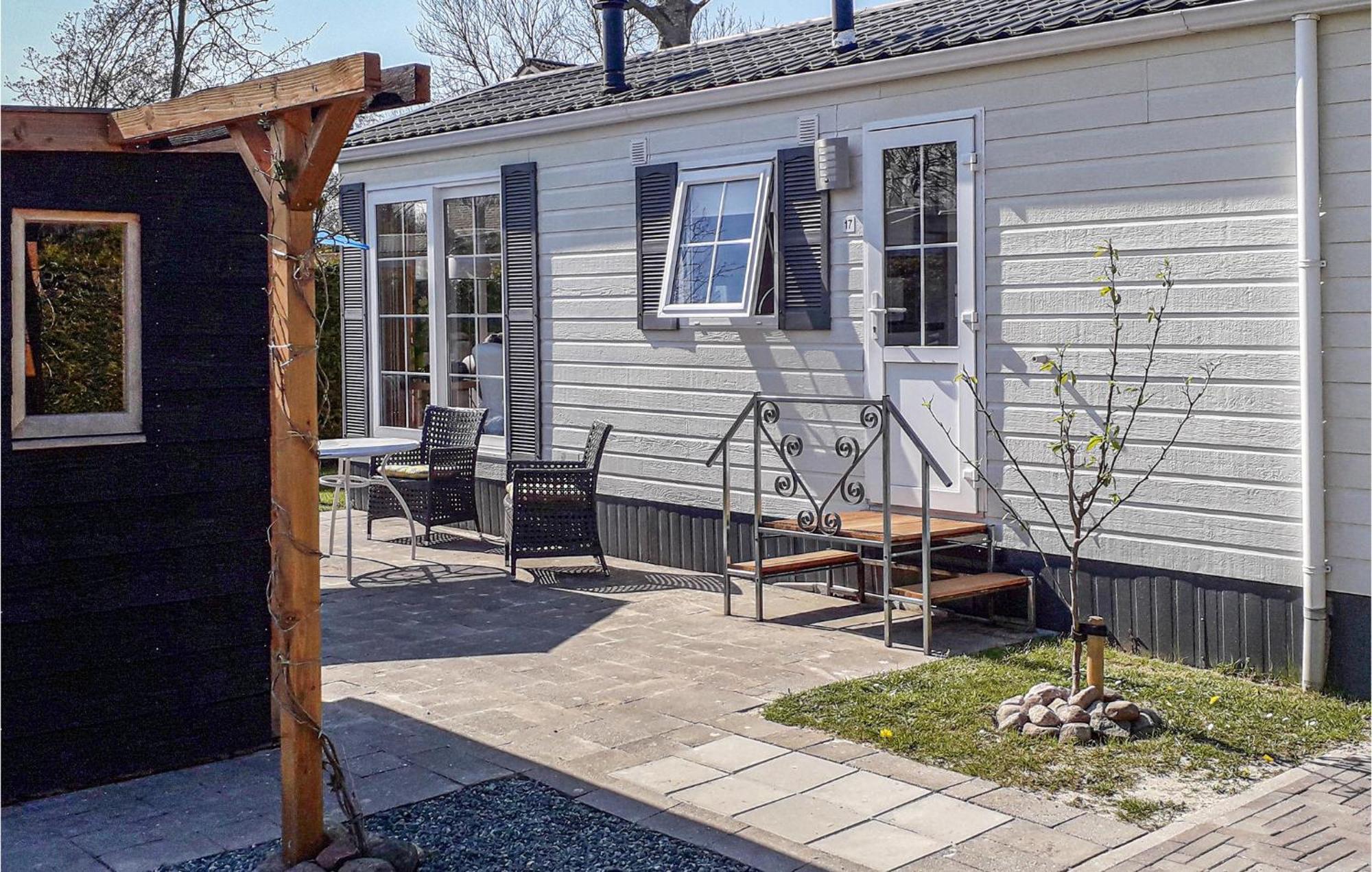 Lovely Home In Tzummarum With Wifi Exterior foto